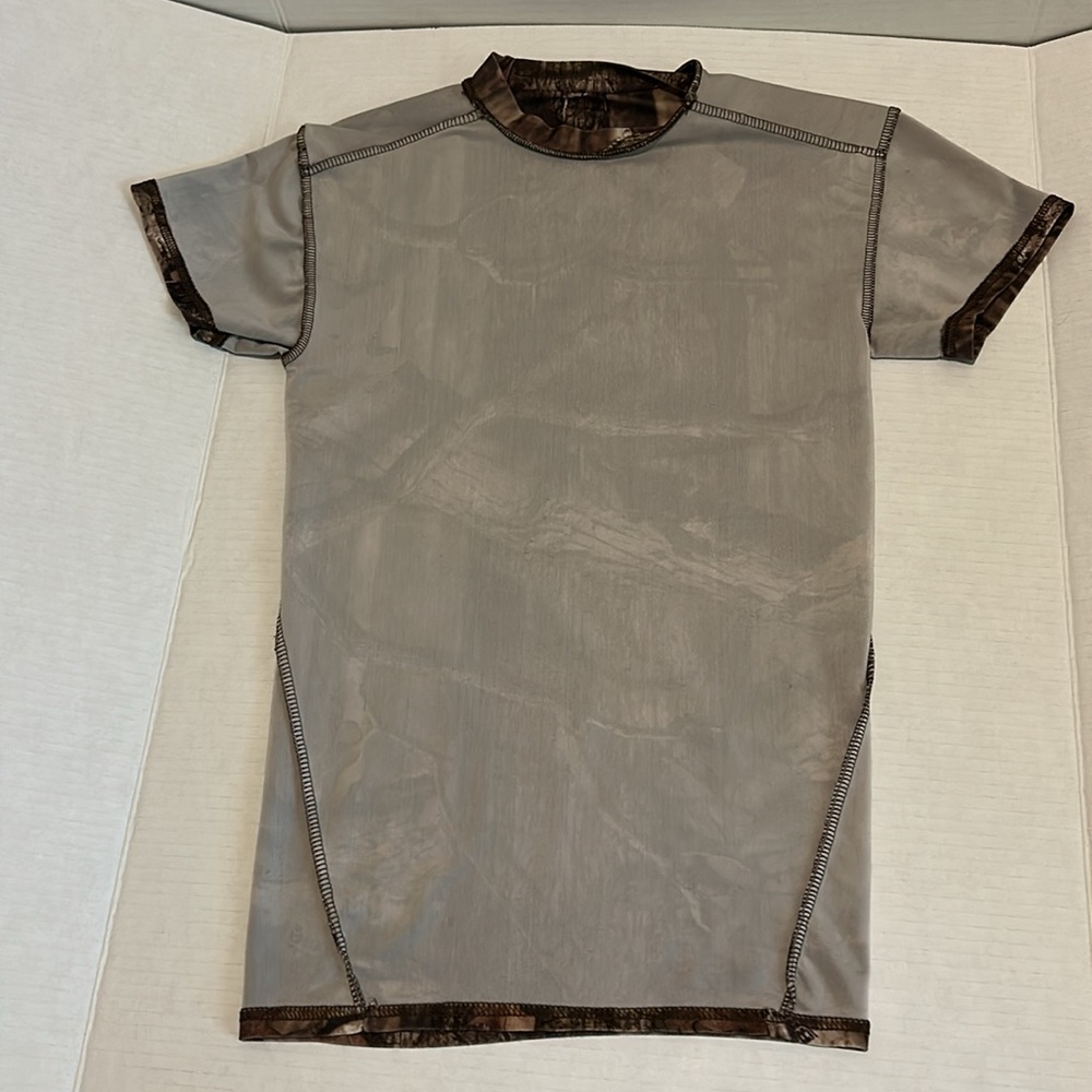 Mossy Oak INFINITY Fitted Camo T-Shirt
Youth size Small - Picture 9 of 10